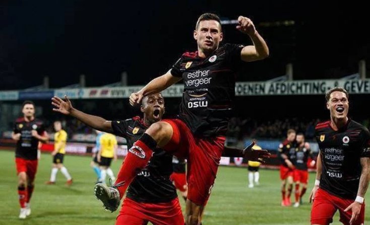 令人对他未 令人对他未