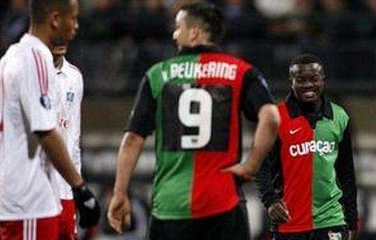 纽卡斯尔联 纽卡斯尔联