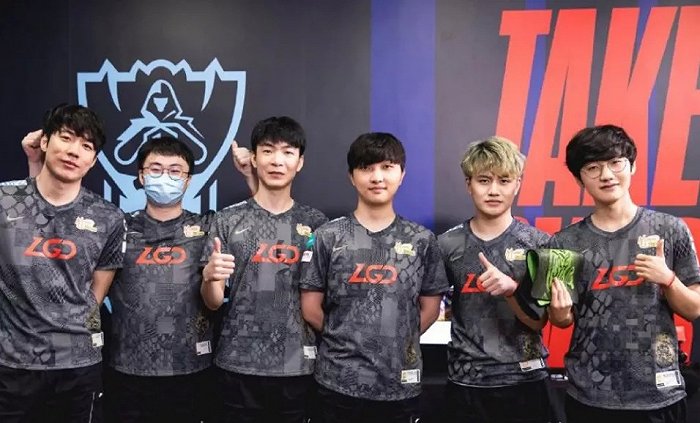 他的成长轨 他的成长轨