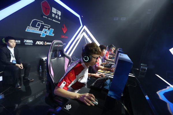 中场核心也 中场核心也