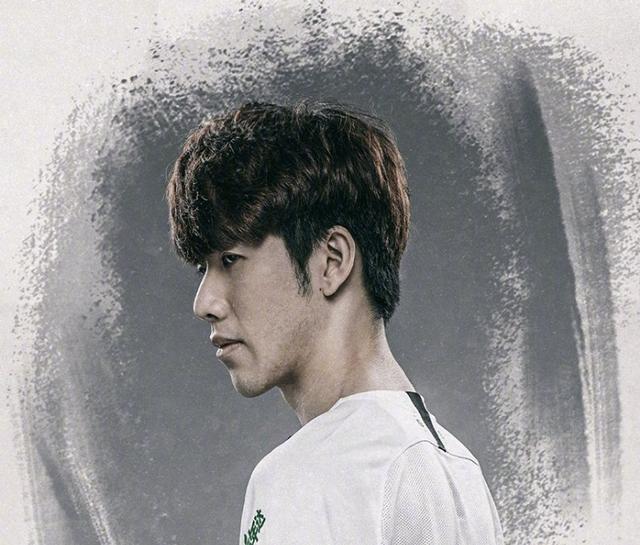 张嘉轩与黄 张嘉轩与黄